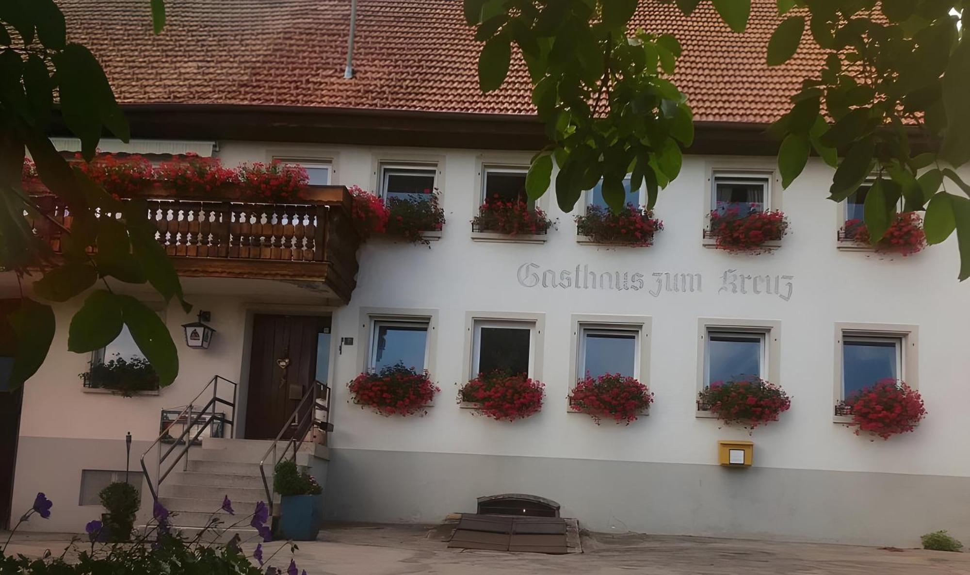 Gasthaus Zum Kreuz Grafenhausen Ngoại thất bức ảnh
